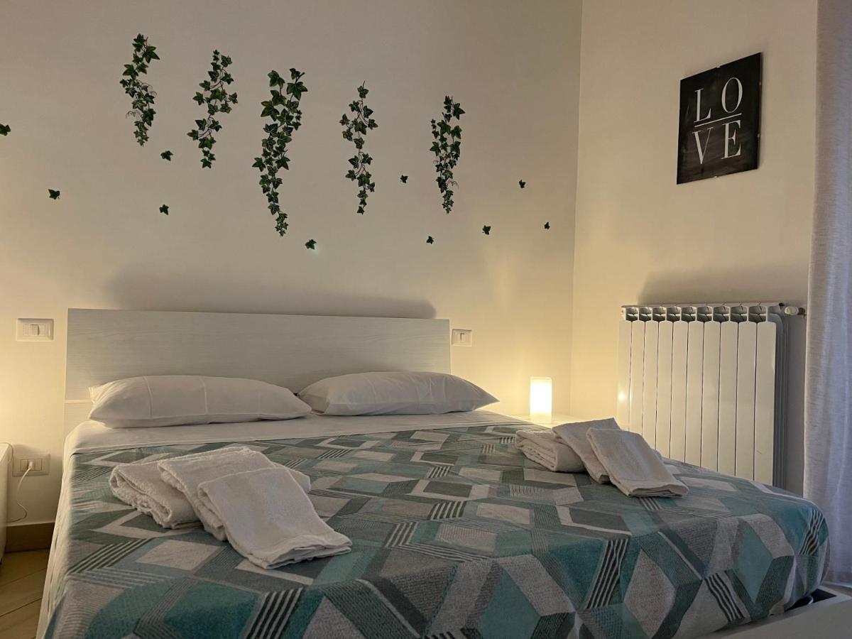 Il Vicoletto Apartment เนเปิลส์ ภายนอก รูปภาพ