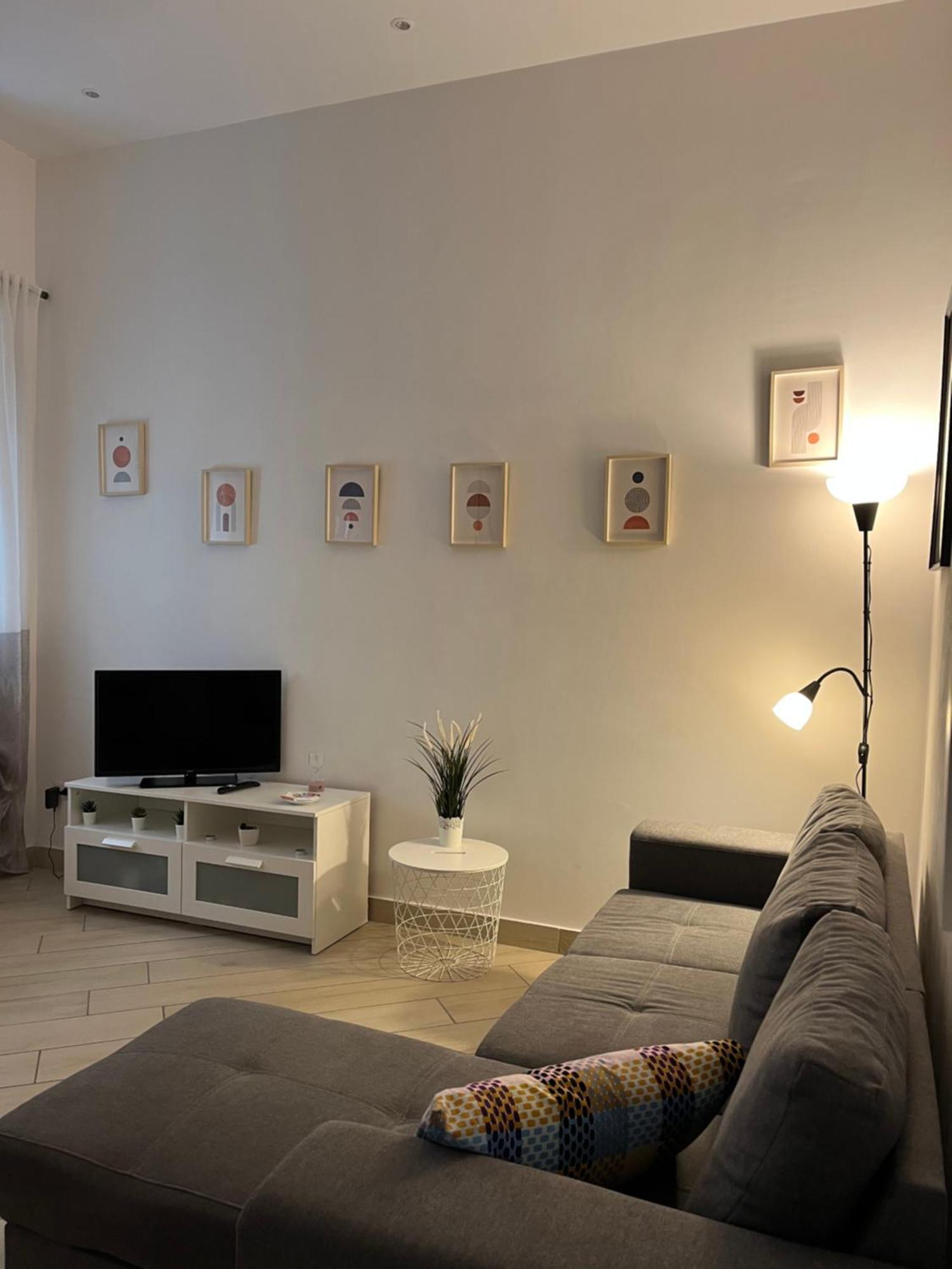 Il Vicoletto Apartment เนเปิลส์ ภายนอก รูปภาพ